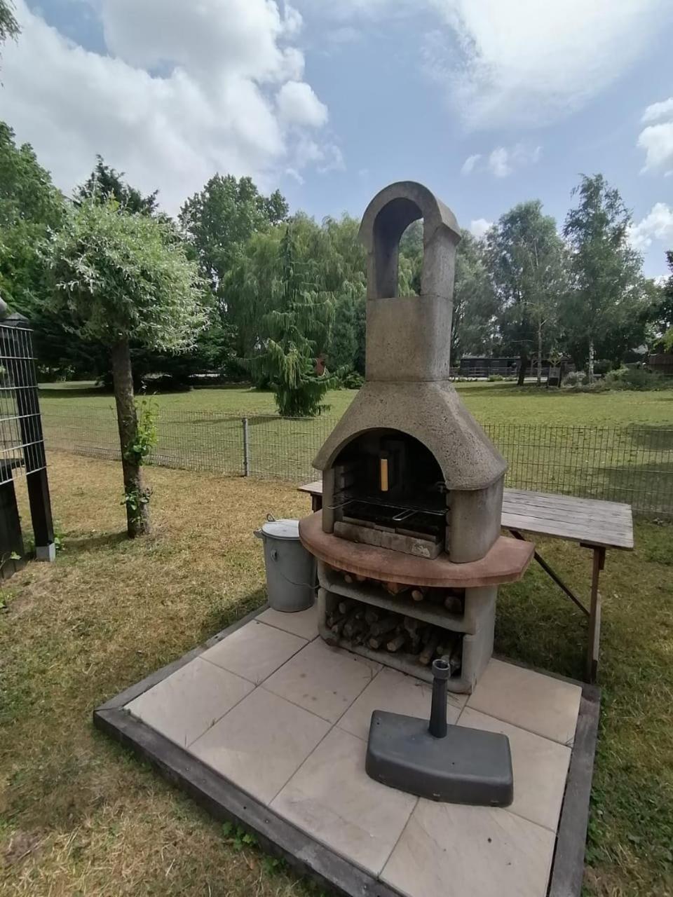 B&B De Vrijheid En De Ruimte In Steenbergen Steenbergen  Dış mekan fotoğraf